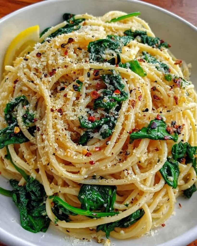 Creamy Garlic Spaghetti with Fresh Spinach in 20 Minutes 2 spaghetti with garlic spinach